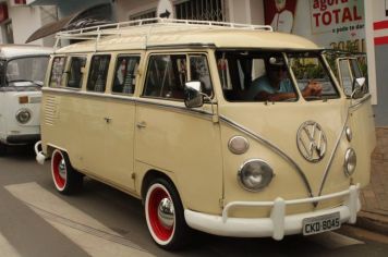 Foto - 6º Encontro de Carros Antigos, 2º Feira Artesanal e Gastronômica e Apresentação de Capoeira 