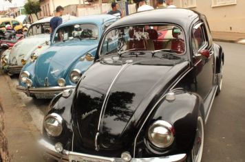 Foto - 6º Encontro de Carros Antigos, 2º Feira Artesanal e Gastronômica e Apresentação de Capoeira 